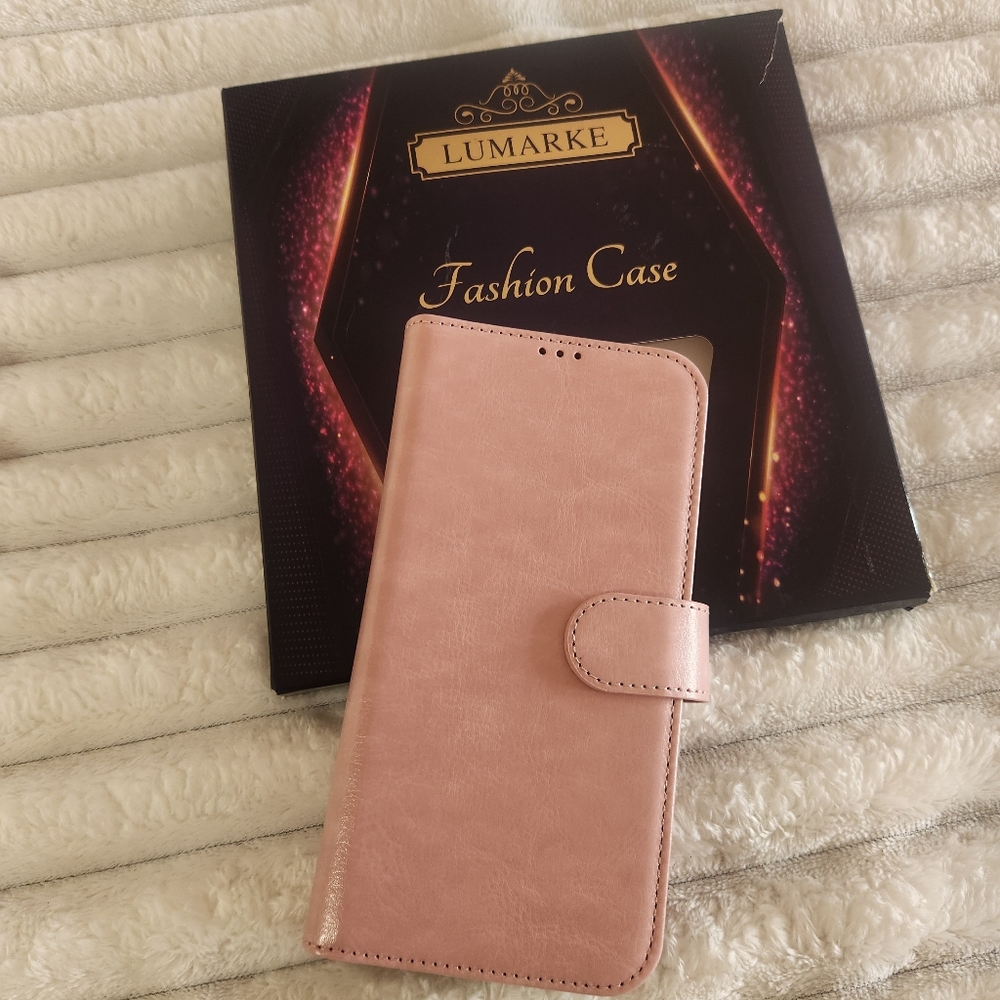 LUMARKE i Phone 15 Pro Max Wallet Case